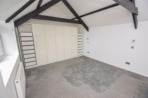 2 bedroom detached house to rent, Lynstone Road, Bude, Cornwall