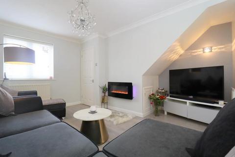 16 Furze Close, Luton, LU2 7UB