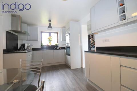 6 Barleyvale, Luton, LU3 4DH