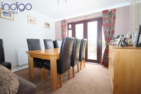 6 Barleyvale, Luton, LU3 4DH