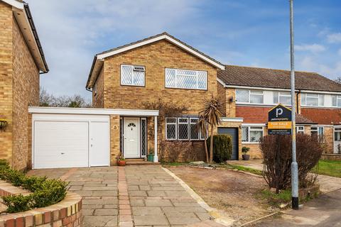 15 Forge Croft, Edenbridge, TN8 5BW