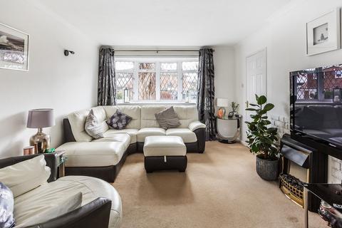 15 Forge Croft, Edenbridge, TN8 5BW