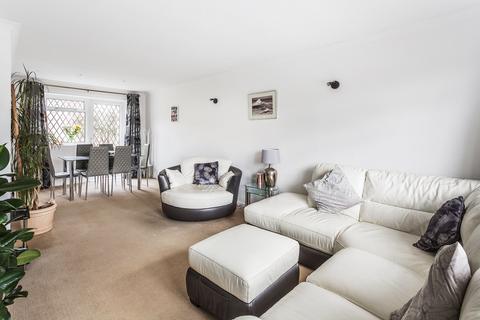 15 Forge Croft, Edenbridge, TN8 5BW
