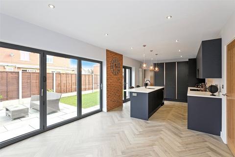 undefined, Greenmoor Avenue, Lofthouse, Wakefield, West Yorkshire, WF3