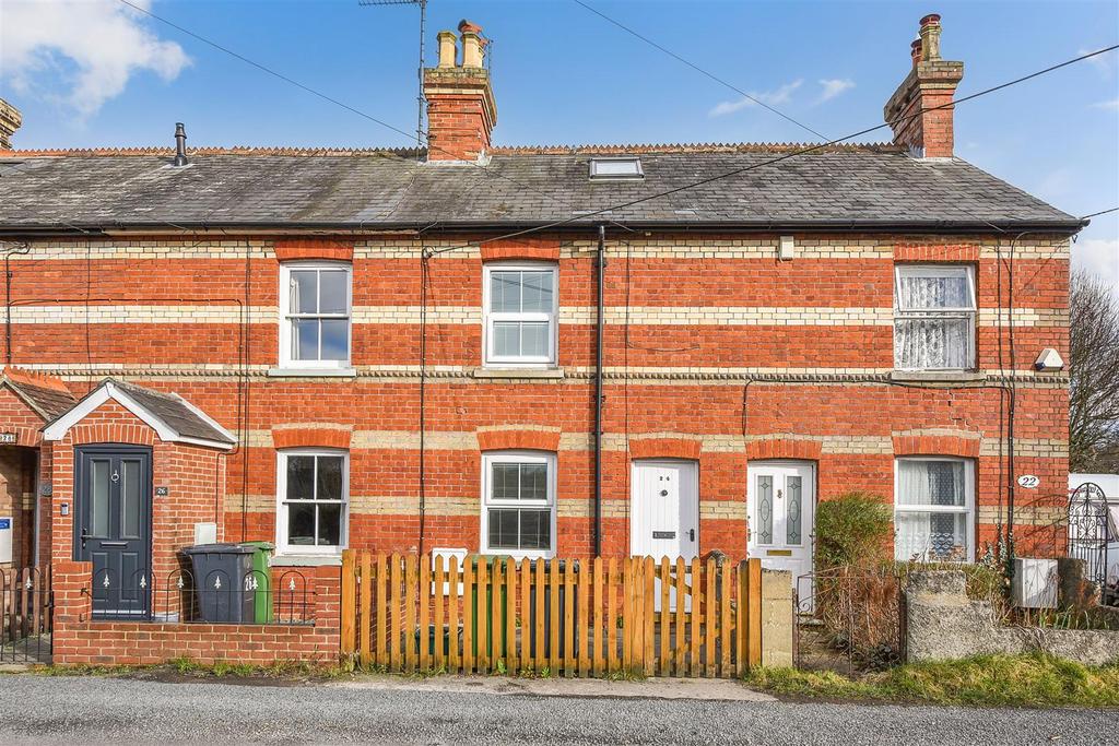 Kingsclere Road, Overton, Basingstoke 3 bed cottage for sale £385,000