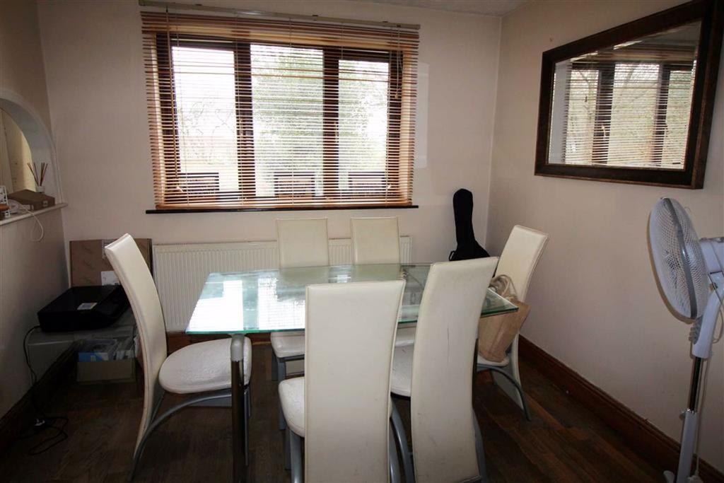 Melrose Avenue, Borehamwood, Herts 4 bed semidetached house £959,000