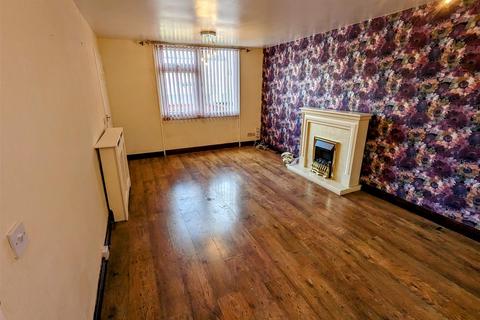 40 Brendon Way, Nuneaton, CV10 8NW