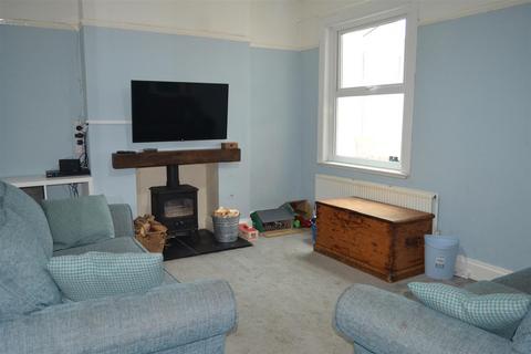 60 Bargates, Leominster, HR6 8EY