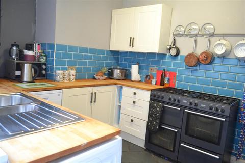 60 Bargates, Leominster, HR6 8EY
