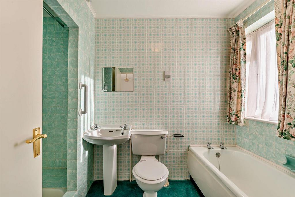 Family bathroom
