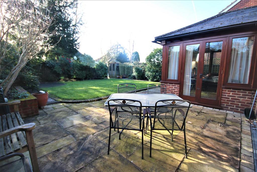 REAR GARDEN &amp; PATIO:
