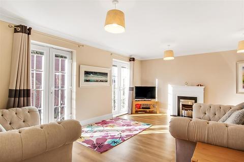 3 bedroom townhouse for sale - Glaisdale Court, Darlington