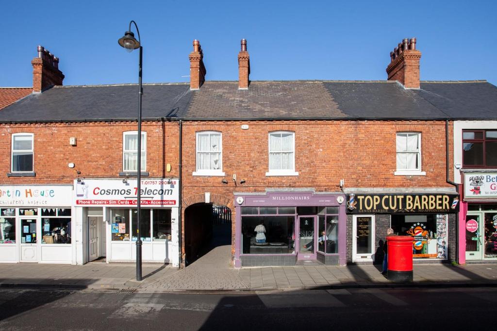 64a Gowthorpe, Selby Retail property (high street) £450 pcm (£104 pw)