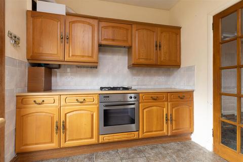 19 Banklands, Newburgh, Cupar, KY14 6DN