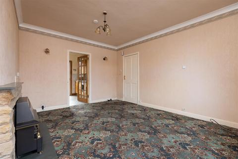 19 Banklands, Newburgh, Cupar, KY14 6DN