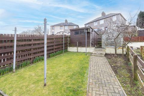 19 Banklands, Newburgh, Cupar, KY14 6DN