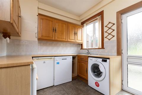 19 Banklands, Newburgh, Cupar, KY14 6DN