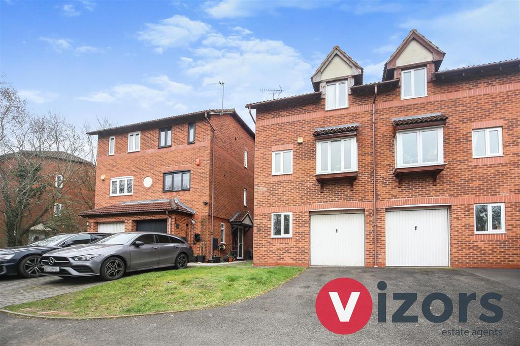 Lydham Close, Riverside, Redditch 4 bed semidetached house £240,000