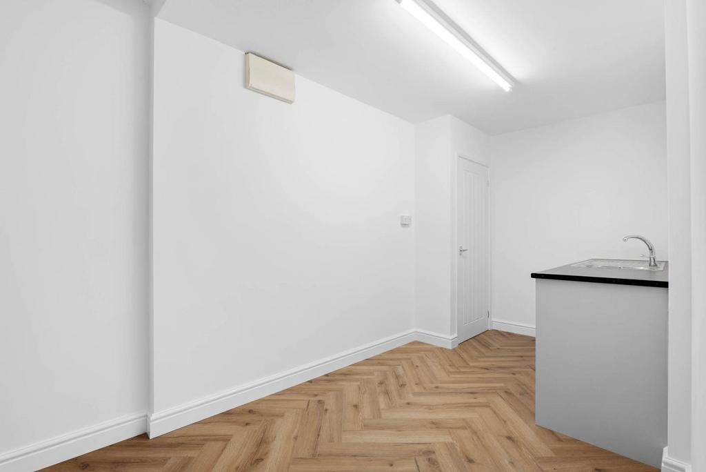 Garage/Utility