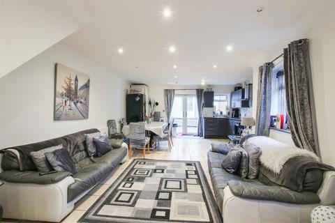 5 bedroom end of terrace house for sale - Scotland Green Road North, Enfield