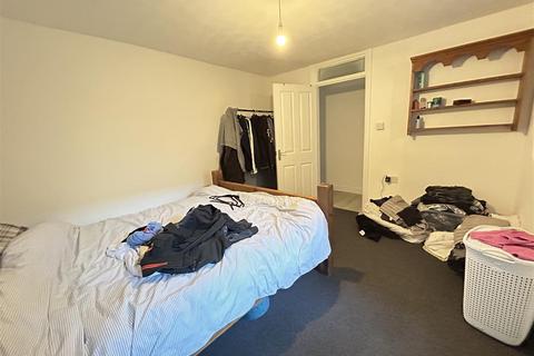 Flat 1, 83 Central Parade, Herne Bay, CT6 5JQ