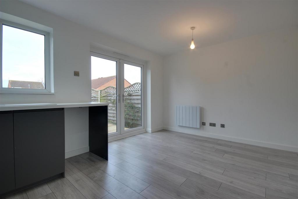 Dining/Kitchen