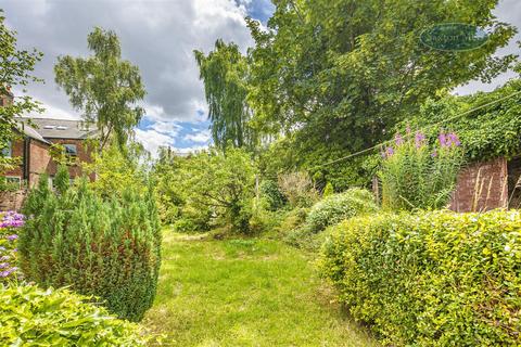 169 Freedom Road, Sheffield, S6 2XB