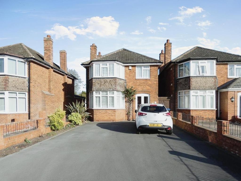 Birmingham Road, Great Barr, Birmingham 3 bed detached house for sale