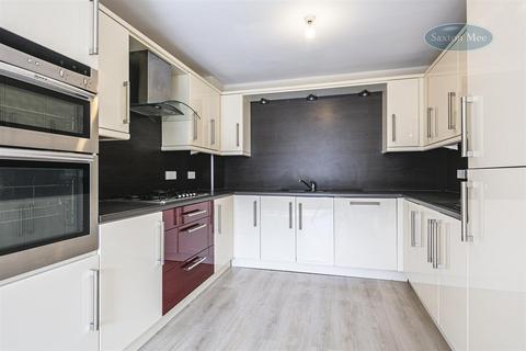 8 Thrush Street, Sheffield, S6 5BQ
