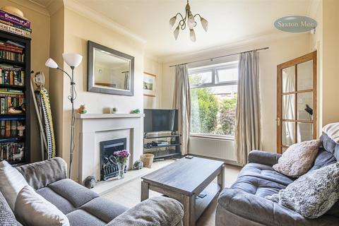 33 Midfield Road, Sheffield, S10 1SU