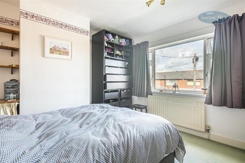 33 Midfield Road, Sheffield, S10 1SU