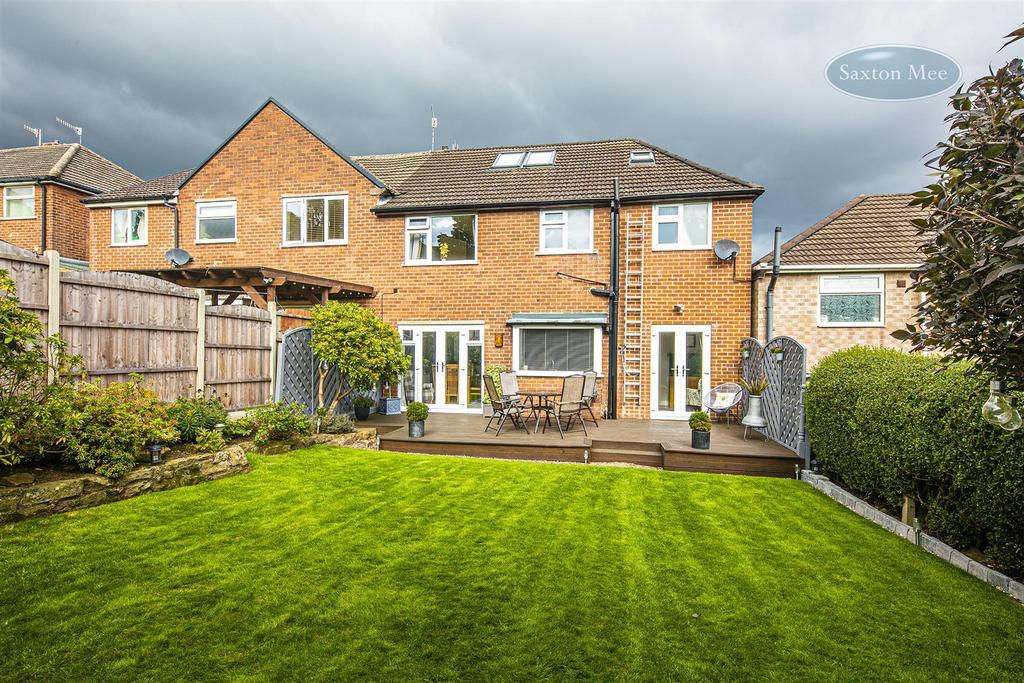 Marchwood Avenue, Stannington, S6 5LG 4 bed semidetached house £335,000