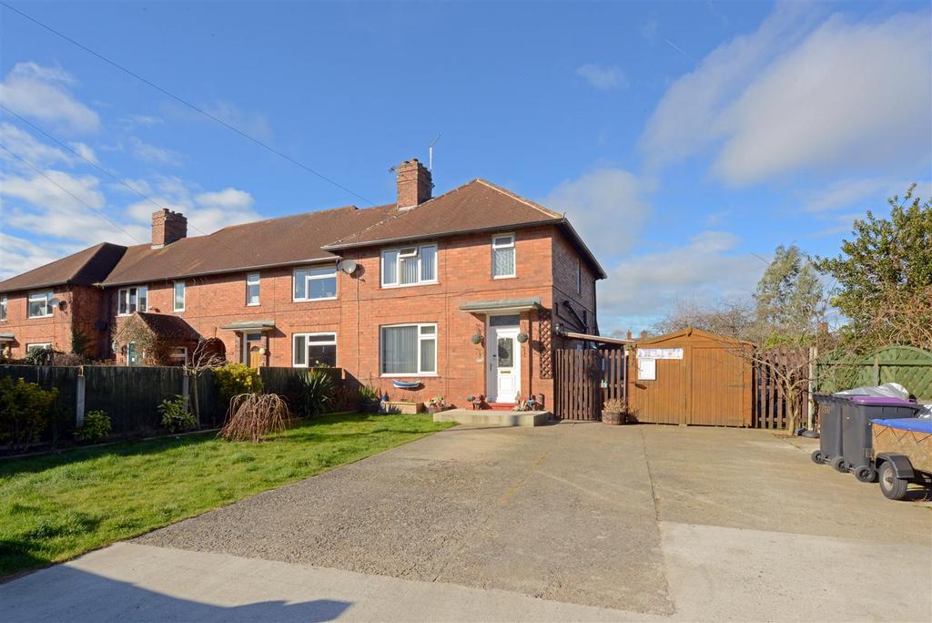 Hill Crescent, Belle Vue, Shrewsbury 3 bed end of terrace house for