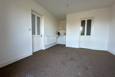 Property to rent, Redhill, Buntingford
