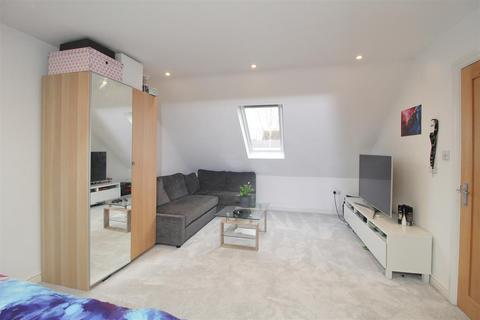 20 Kendall Place, Medbourne, Milton Keynes, MK5 6LR
