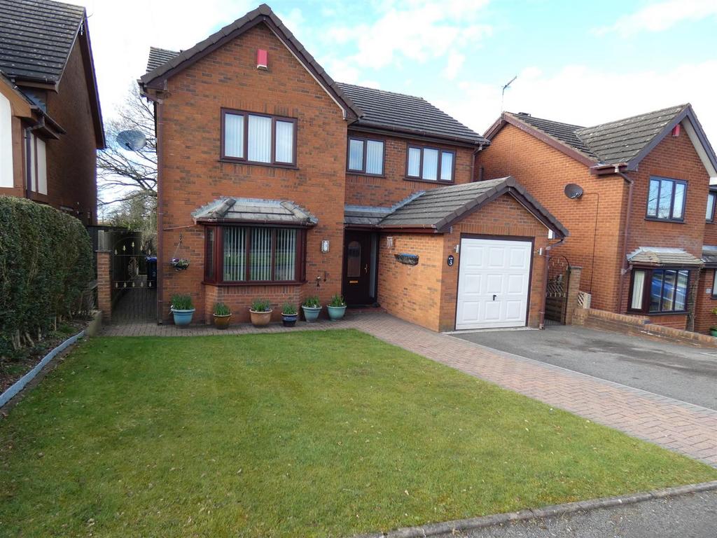 Valley Road, Kingsley Holt... 4 bed detached house £359,500