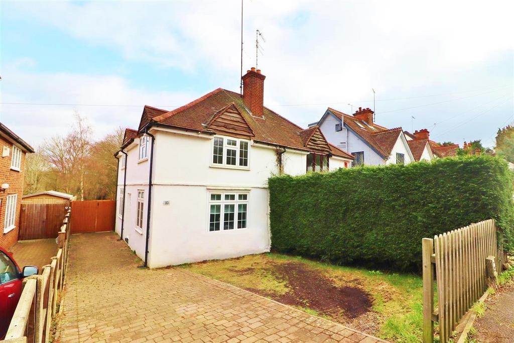 Cobden Hill, Radlett 2 bed semidetached house for sale £620,000