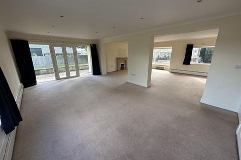 4 bedroom detached house for sale, Showell, Chippenham