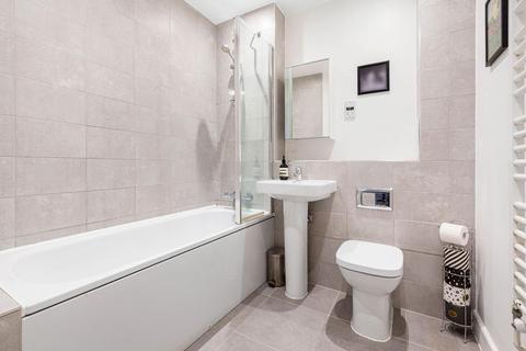 38 Richard Tress Way, London, E3 4SN