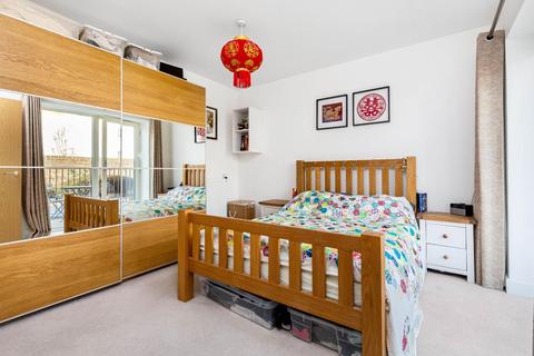 38 Richard Tress Way, London, E3 4SN