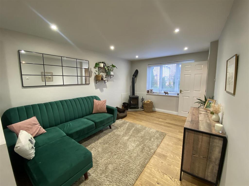 Lounge.JPG