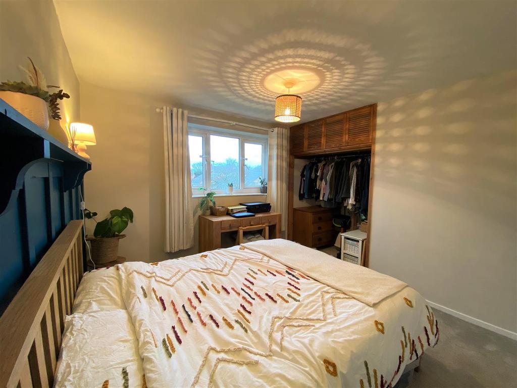 Bedroom 1 2 .JPG