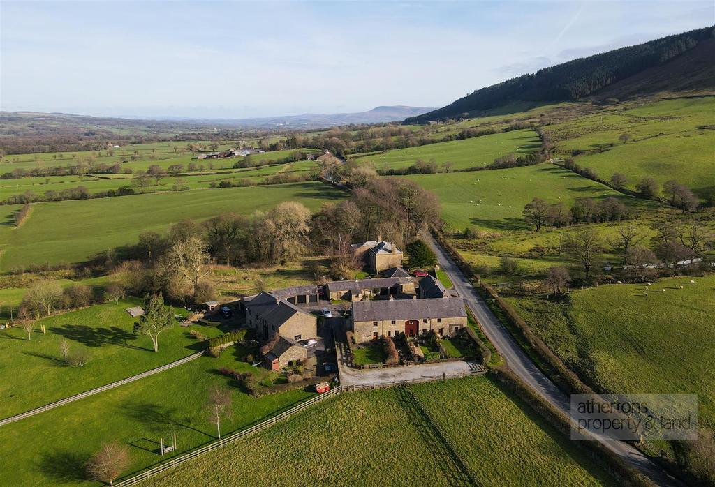 Bradley Court, Thornley Road, Chaigley, Ribble Valley 3 bed cottage for