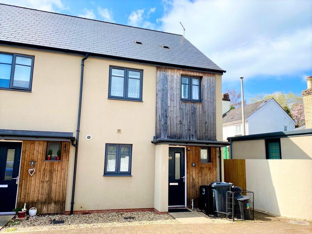 Belmont Road Area 3 bed end of terrace house for sale £250,000