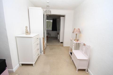 73 Ridgeway, Shipley, BD18 1PJ