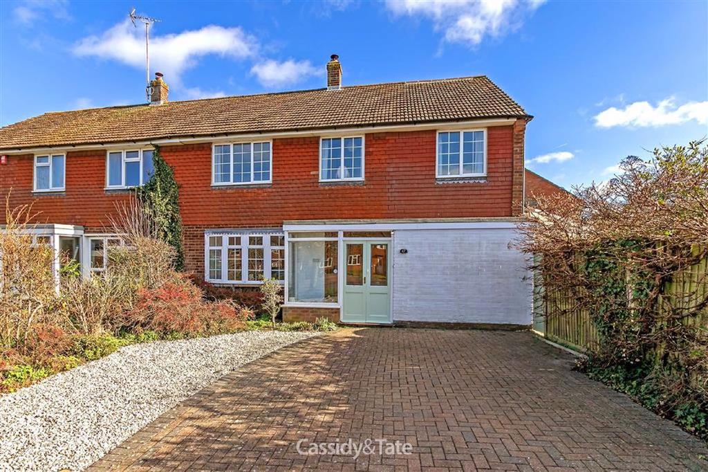 Brewhouse Hill, Wheathampstead, Hertfordshire 4 bed semidetached house