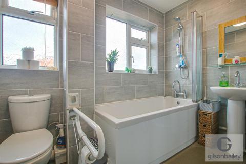 Gayna Bell Road, Barnham Broom, Norwich, NR9 4AA