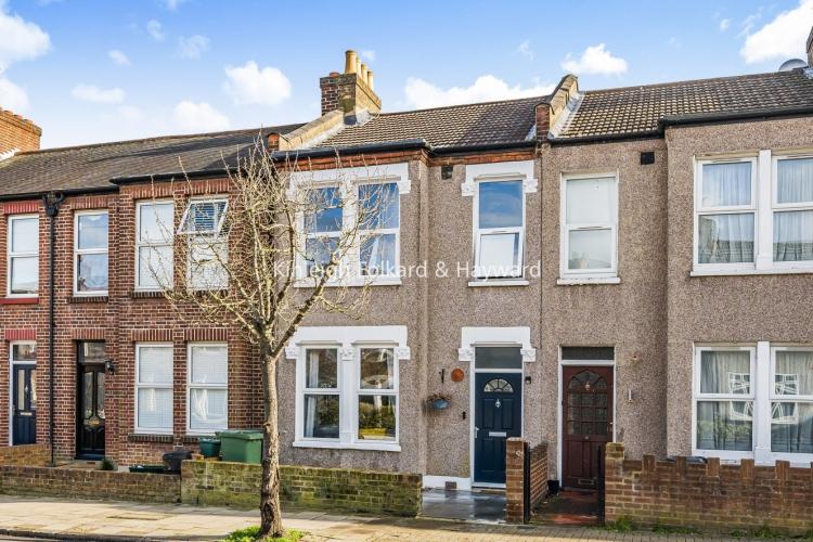 Blandford Road Beckenham BR3 3 bed house £2,000 pcm (£462 pw)
