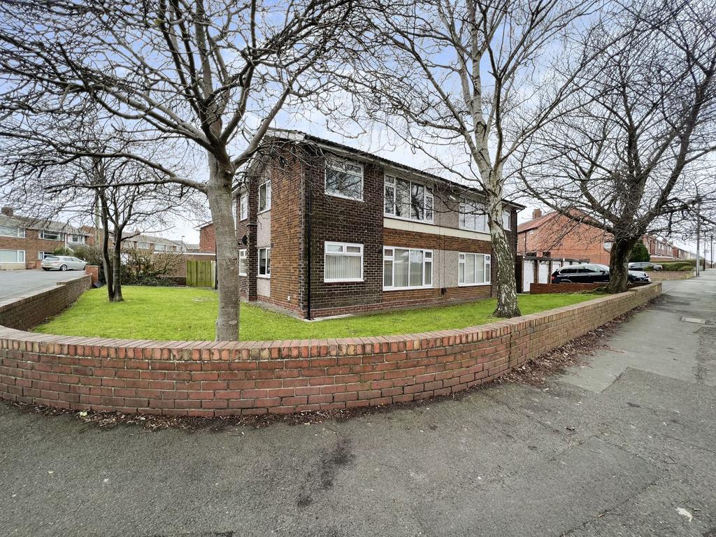 Meadway, Forest Hall, Newcastle upon Tyne, Tyne and Wear, NE12 9RE 1