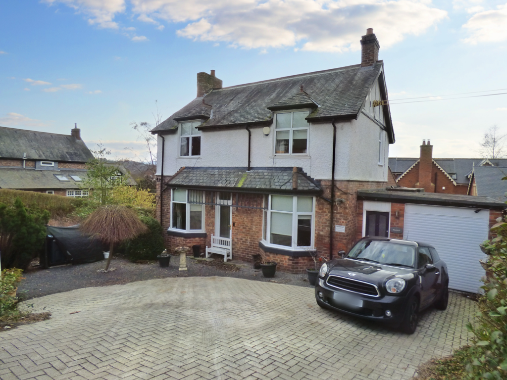 Strathmore Road, Rowlands Gill, Tyne... 6 bed detached house £499,950